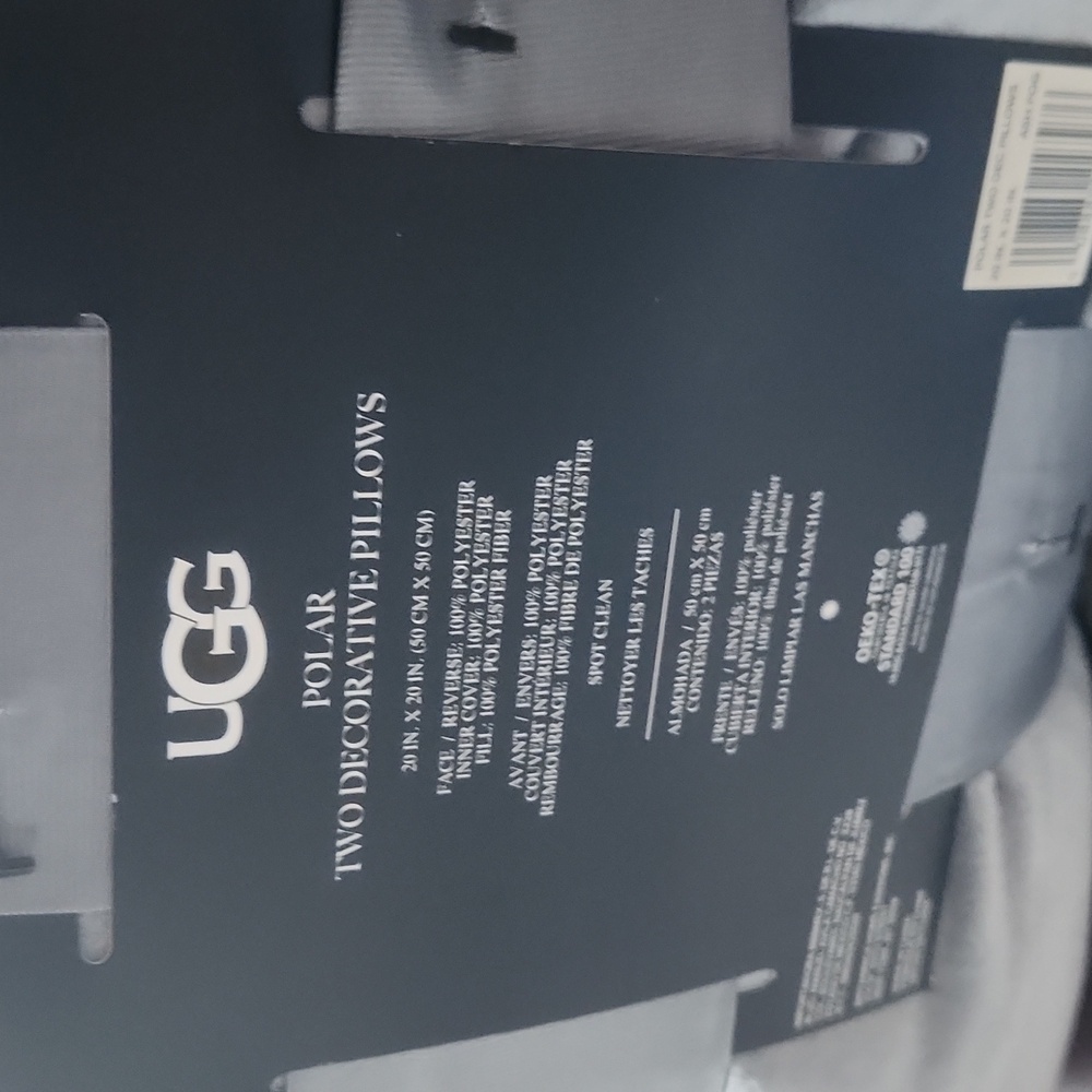 NWT UGG Polar Decorative Pillows (2pk) - Picture 3 of 4